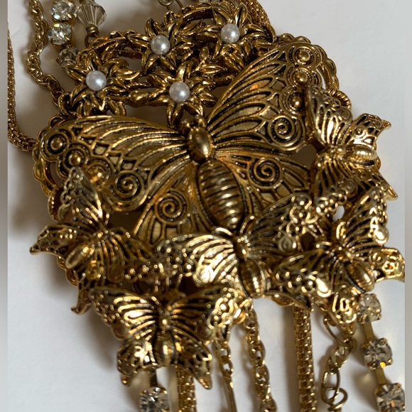 Long 28 Inch Muti Chain Necklace With Butterfly Pendant Gold Tone Rhinestones - Picture 9 of 10